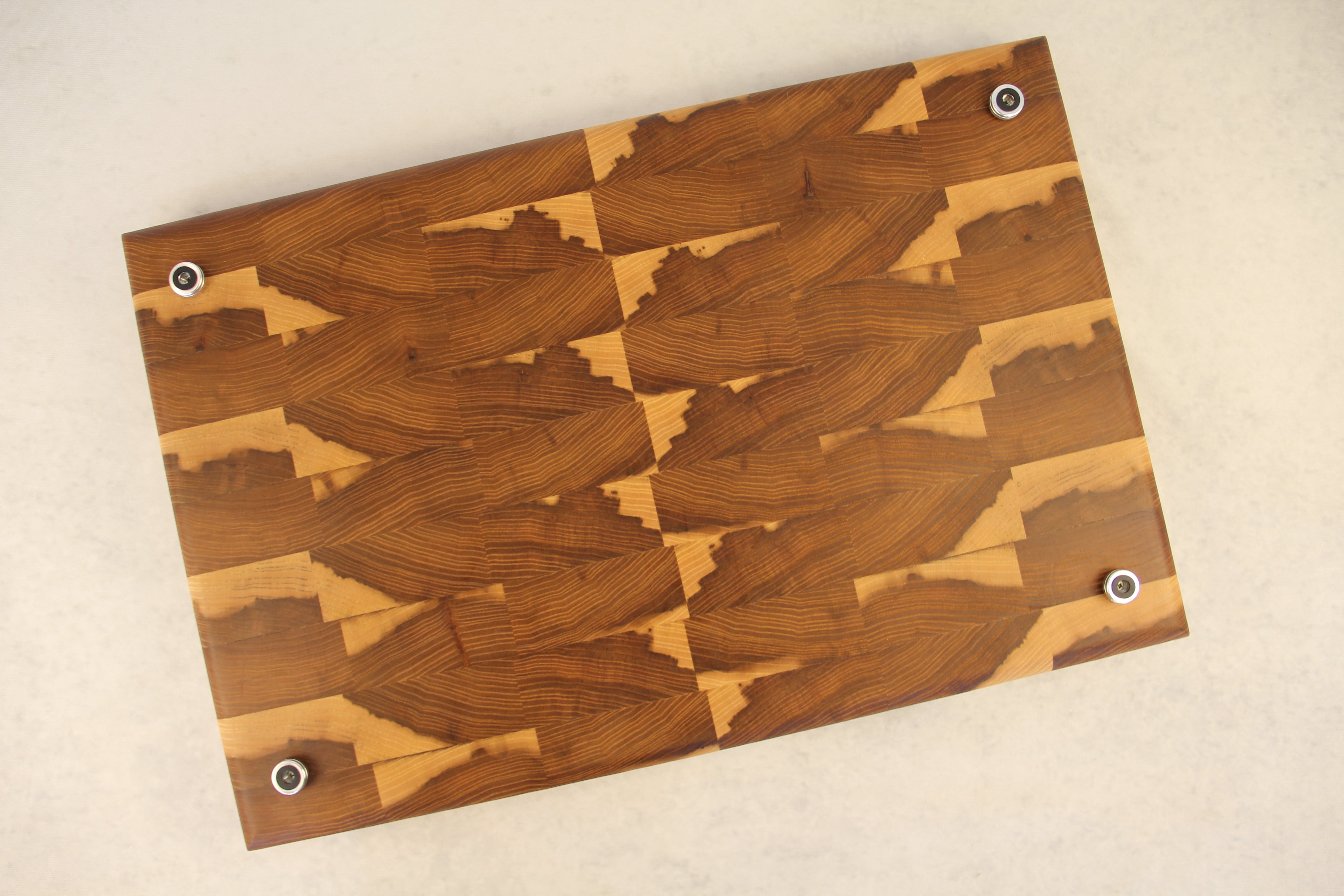 Rüster Stirnholz Schneidebrett